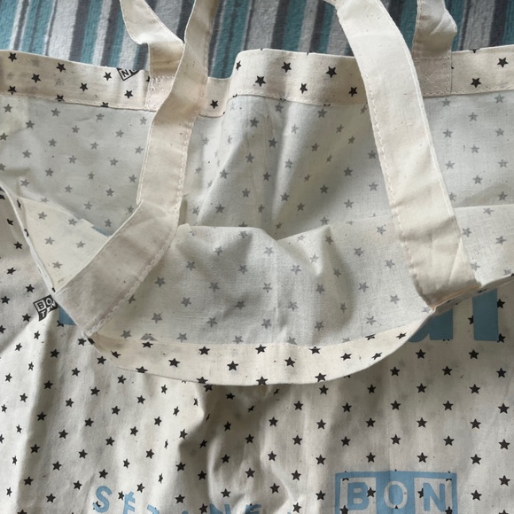 COPY - Brand new Sézane totebag polka dotted with words “Vendredi “. - Picture 9 of 13